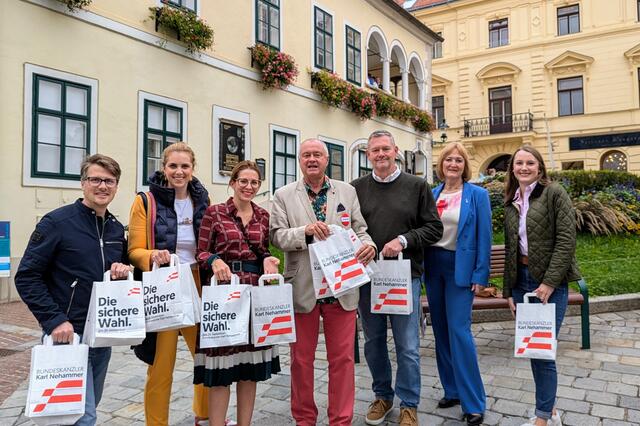 Thaddäus Heindl, LAbg. Marlene Zeidler-Bech, Abg. Z. NR Carmen Jeitler-Cincelli, Abg. Z. NR Hans Stefan Hintner, Michael Heiplik, Linda Leitner, Natalie Scharschon. | Foto: VP-Bezirk Mödling