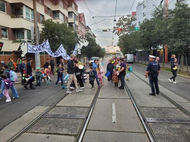 Foto: Ottakring für alle Sicher bewegt!