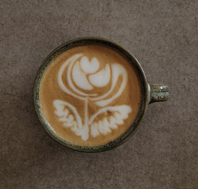 Alina Kirchner nimmt regelmäßig an Latte Art Wettbewerben teil. | Foto: Privat