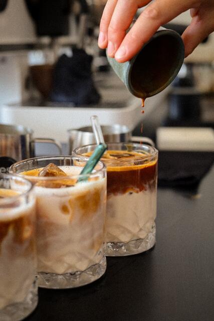 Ob Espresso, Cappuccino oder Flat White on Ice – das BIEST-Café hat für jeden Geschmack etwas zu bieten. | Foto: Privat