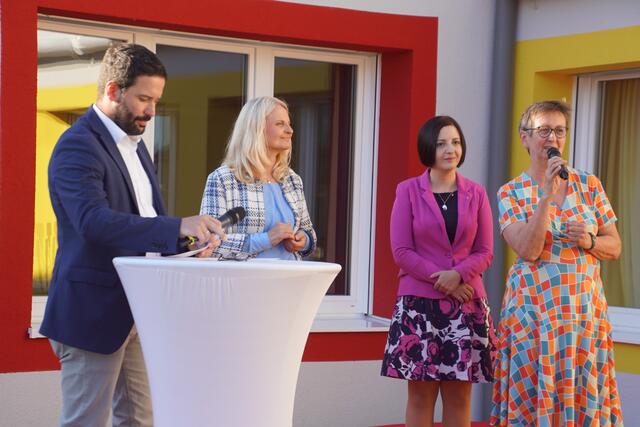 Mit dabei auch die Landtagsabgeordneten Gertraud Scheiblberger (VP), Stefanie Hofmann (FP)und Ulrike Schwarz (GRÜNE). 