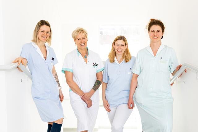 Im Braunauer Krankenhaus werden vielfältige Angebote zu Arbeitszeitmodellen, eine Kinderbetreuung und weitere Benefits geboten. | Foto: Krankenhaus Braunau