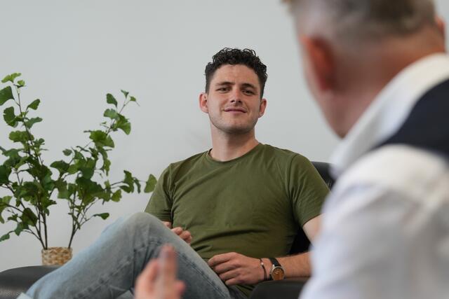 "Wir Grünen setzten uns für mehr Tierschutz ein. Wir wollen eine Herkunftsbezeichnung in der Gastronomie", fordert der Grüne Spitzenkandidat. | Foto: Stefan Schubert