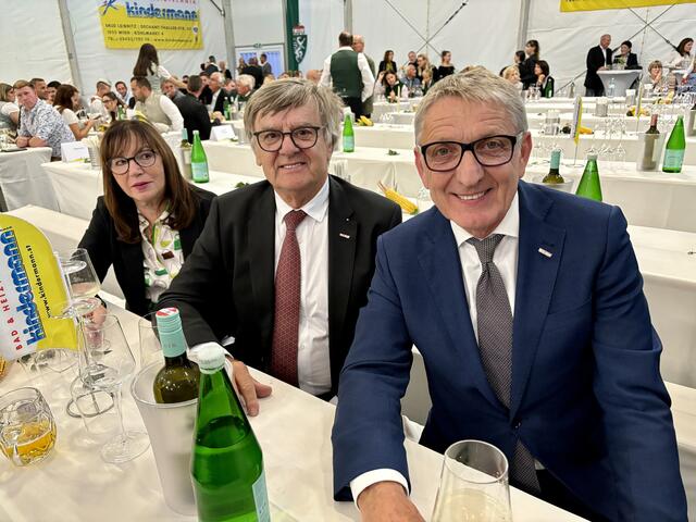 Maria und Gerhard Wohlmuth mit Josef Herk (v.l.) | Foto: MeinBezirk/Fischer/Gady