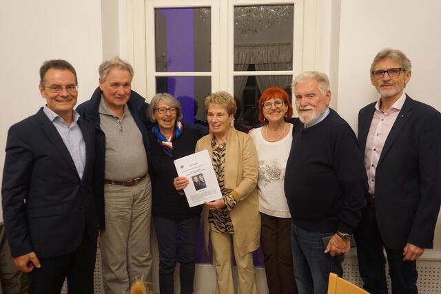 Das Siegerteam bekommt Geschenk-Gutscheine für das nächste Charity-Konzert