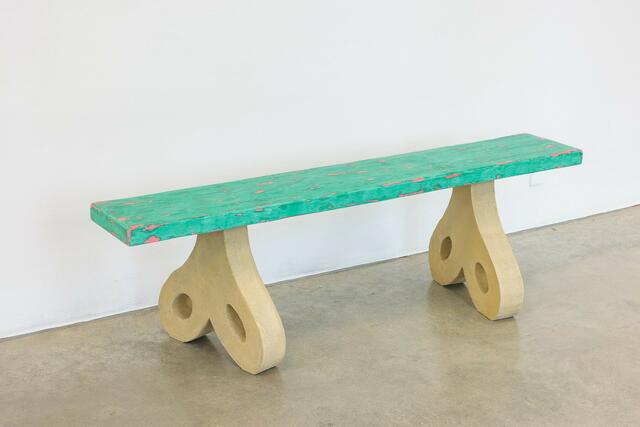 Kunstankauf aus dem aktuellen Jahr: Die Flügelmutter (Grün) von Maruša Sagadin. | Foto: Maruša Sagadin/Christine König Galerie