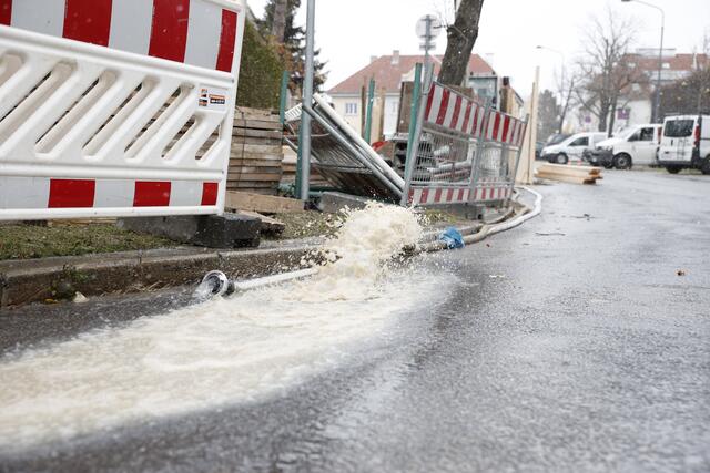 Am Flötzersteig steht zwischen Montleartstraße und Blümelhubergasse eine Baustelle an. (Archiv) | Foto: APA Picture Desk