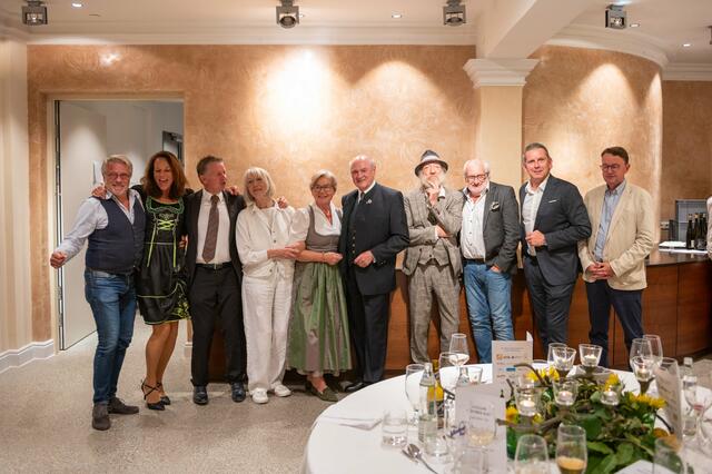 Adi Hirschal, Vera Russwurm, Peter Lorenz, Erika Pluhar, Sissi Pröll, LH a.D. Dr. Erwin Pröll, Roland Neuwirth, Michael Schottenberg, Walter Fahrnberger, Rupert Lorenz | Foto: Fotodesign-Winter.com