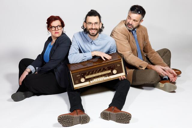 Die Darsteller Dagmar Sickl, Arnold Dörfler und Manuel Dragan | Foto: Alex Settari