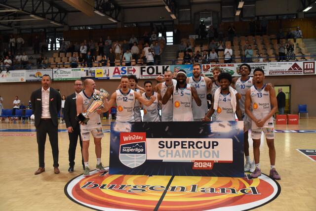 Erstes Match - erster Sieg - erster Titel | Foto: Michael Strini