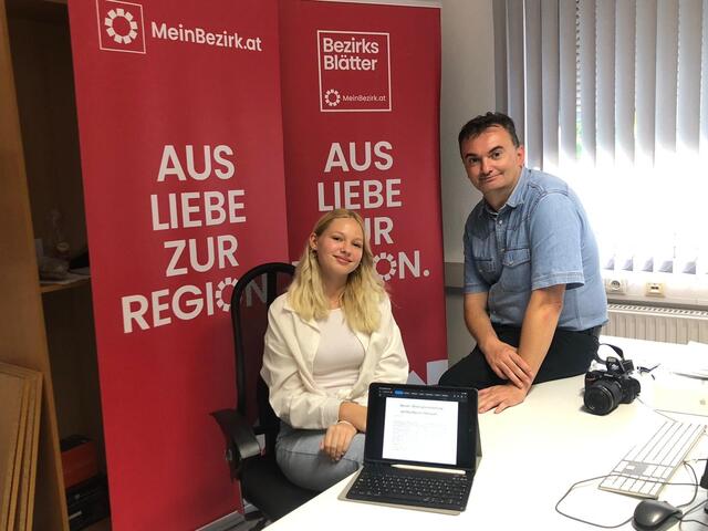 Lilly Hanak absolvierte ihre Berufspraktischen Tage bei MeinBezirk Oberwart Redakteur Michael Strini. | Foto: Lilly Hanak