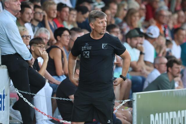 Peter Madritsch, Trainer der Union Gurten, möchte schon am Freitag gegen Deutschlandsberg zurück in die Erfolgsspur.  | Foto: Reinhard Schröckelsberger