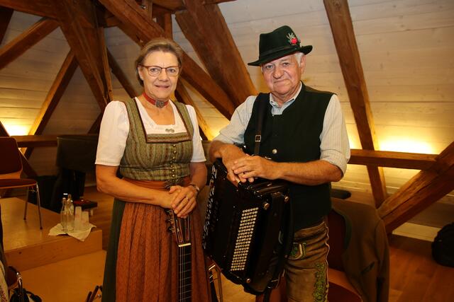 "Wanns Häusal z`kloan is": Maria und Hansl Auer aus Bayern. 