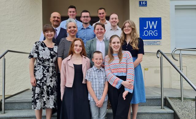 Nicht nur die Jugend freut sich Esther und Ludwig Klarer
(Foto FMZ)
