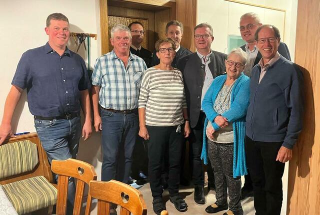 Martin Bogg, Johann Bogg, Gerald Schalli, Gertrud Bogg, Peter Bruckner, Christian Drucker, Eleonore Zuccato, Bernhard Habison und Hermann Scharf (v.l.) | Foto: NÖ Senioren
