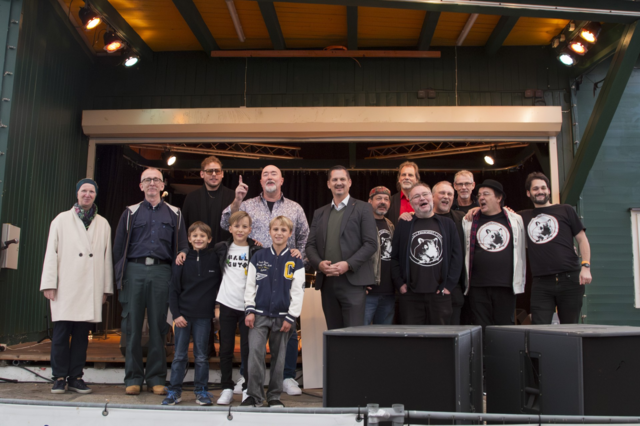 Die Gewinner gemeinsam mit Moderator Sascha Boctor und Jury-Mitglied Günther »Gunkl« Paal. | Foto: Dijana Idinger/Vistavision