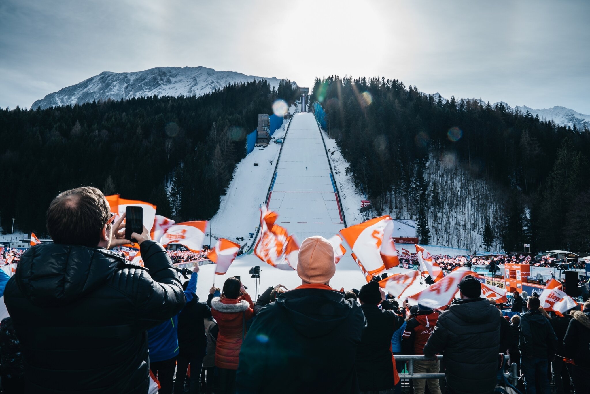  Foto zu Weltpremiere: Nordische Kombinierer fliegen 2026 erstmals am Kulm - Liezen 