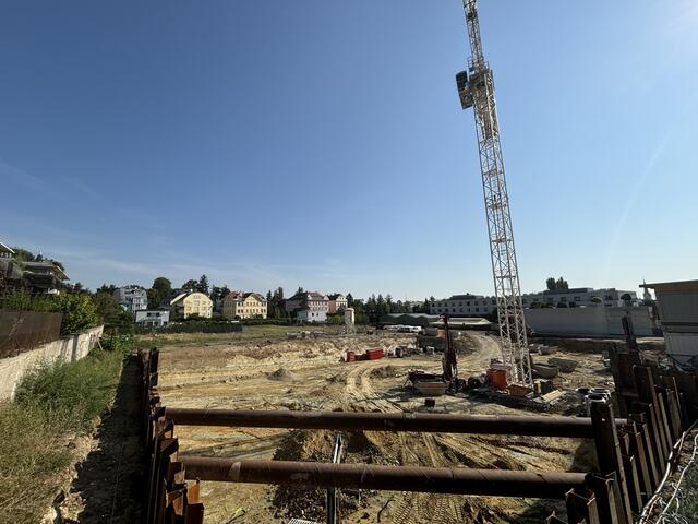 Das Schicksal der Gallitzinstraße 8-16 sorgte bei der Bezirksvertretungssitzung für viel Gesprächsstoff. | Foto: Philipp Scheiber/ MeinBezirk