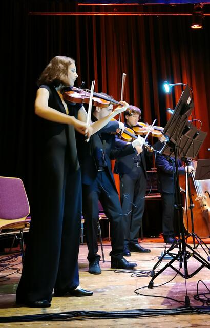 Pop & Strings in Hollabrunn: Revival von Pop & Strings im Stadtsaal ...