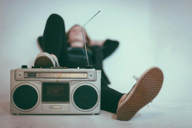 Jede dritte Person im Burgenland hört täglich Radio. | Foto: Eric Nopanen/unsplash