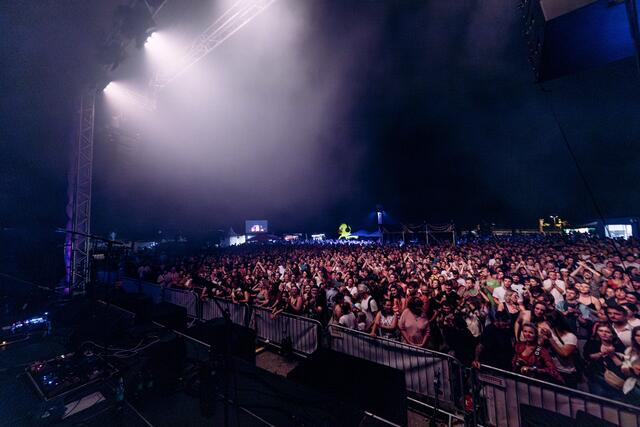 Tausende BesucherInnen strömten zu Live-Konzerten in den Volksgarten. Neben etablierten Künstlern wie den „Steaming Satellites“, Thorsteinn Einarsson, Mace und BIBIZA hatten auch zahlreiche Nachwuchstalente die Möglichkeit, ihr Können unter Beweis zu stellen. | Foto: Stadt Salzburg (Martin&amp;Klein)