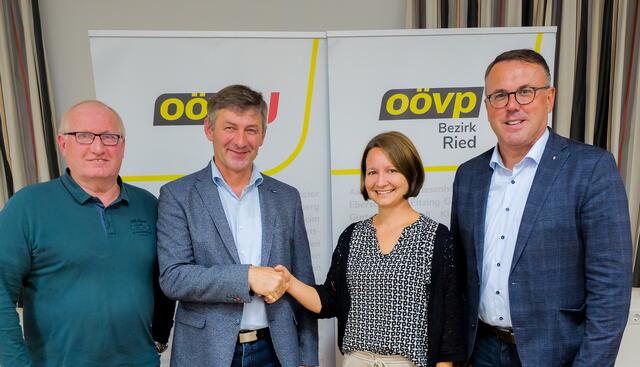 Bürgermeister Josef Högl, Thomas Schachinger, Andrea Hausleithner und Günther Lengauer. | Foto: ÖVP