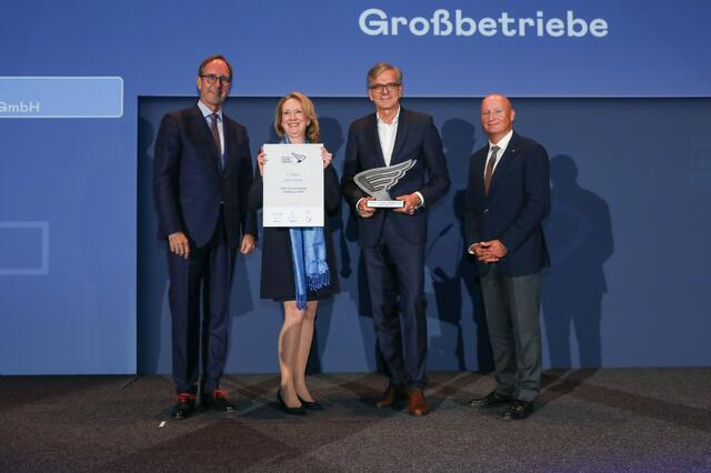 Timo Springer (IV Kärnten- Präsident), Christina Fromme-Knoch (Aufsichtsratsvorsitzende und Eigentümervertreterin, Wietersdorfer Gruppe), Michael Junghans (CEO, Wietersdorfer Gruppe) und Dietmar Stefan (PwC-Kärnten-Geschäftsführer) | Foto: Guenther Peroutka