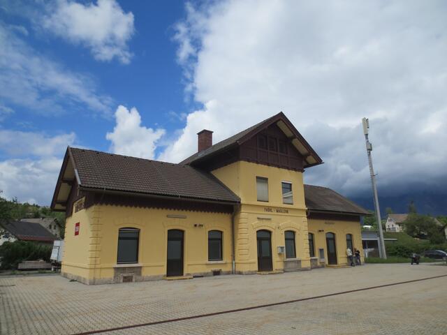 Der 1873 erbaute Bahnhof von Thörl-Maglern steht heute unter Denkmalschutz. | Foto: Heidi Rogy