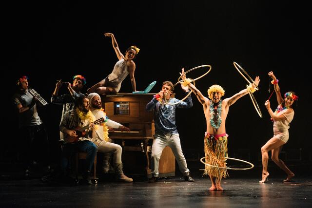 Aus Kanada sind "FLIP Fabrique" mit "Blizzard" heuer beim Winterfest vertreten.  | Foto: Sebastien Durocher