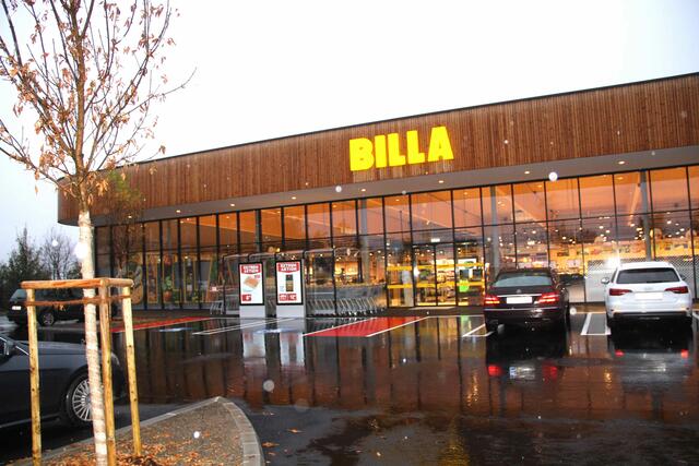 3,9 Mio. Euro wurde in den Neubau der BILLA-Filiale in Rechnitz investiert, der am 3. Oktober seine Türen für viele treue und zufriedene Kundeinnen und Kunden öffnete.