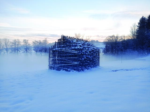 Herbert Eggers Skulptur „Global Home“. | Foto: Mathias Schlägl