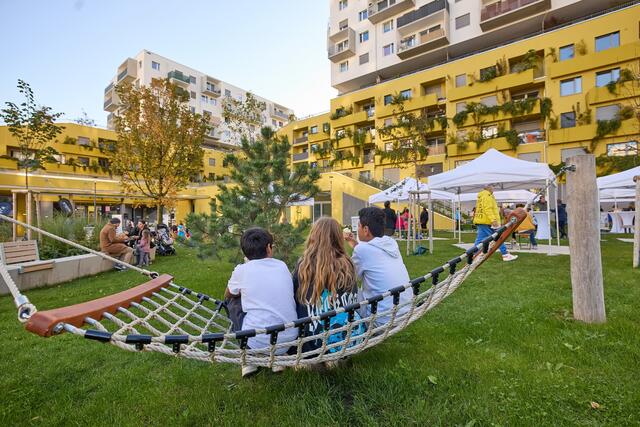 Der Innenhof der neuen Wohnhausanlage Am Tabor.  | Foto: WSW/Ludwig Schedl