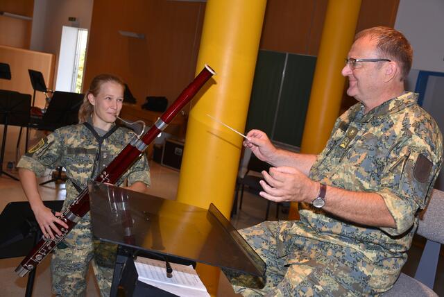 Oberst Adolf Obendrauf und Theresa Hartl. | Foto: Robert Zinterhof
