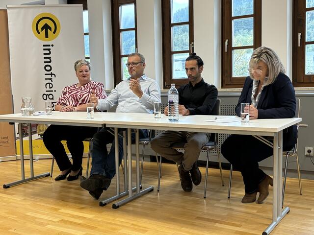 Pressekonferenz in St. Lorenzen: Connie Köck, Arnold Zand, Danilo Campisi und Andrea Kammerhofer. | Foto: Kern
