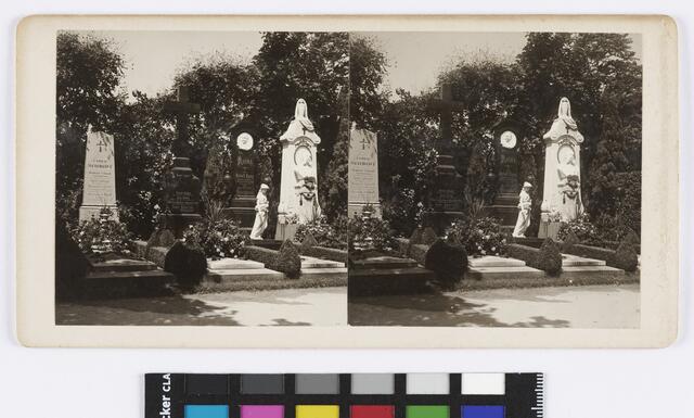 Die Grabmäler am Zentralfriedhof um 1905 | Foto: Ludwig Grillich