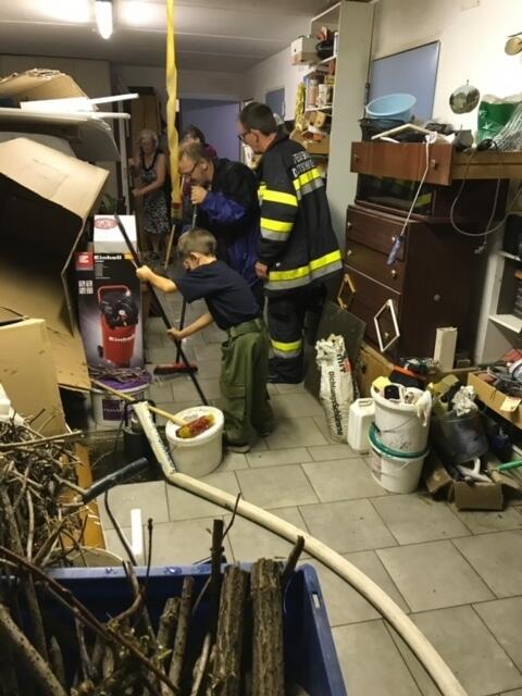 In Deutschkreutz musste die Feuerwehr Keller 2019 auspumpen. | Foto: FW. Deutschkreutz/Girm