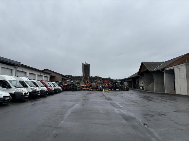 Der Bauhof in Fehring aus dem Jahr 1981 wurde nun umfassend saniert und erweitert. | Foto: MeinBezirk
