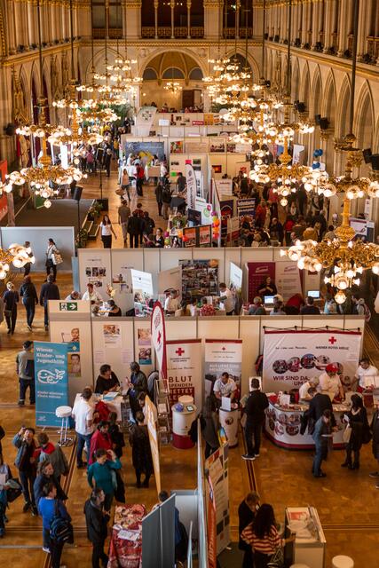 Zwei Freiwilligenmessen werden im Oktober im Rathaus stattfinden. Der Eintritt ist frei. | Foto: Renée del Missier 