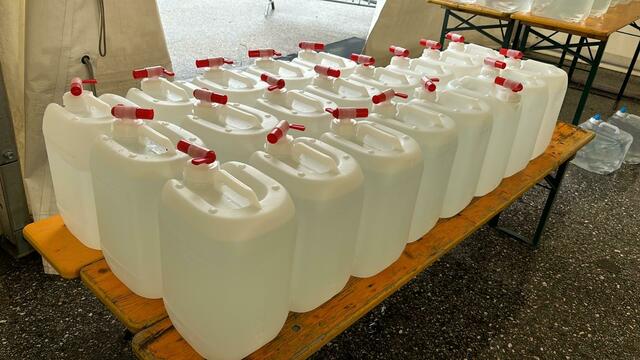 Wiederbefüllbare Behälter. | Foto: MeinBezirk.at