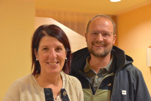 Doris Trausnitz und Christian Aigner, Eigentümer von Aigner Dach  | Foto: RegionalMedien Salzburg