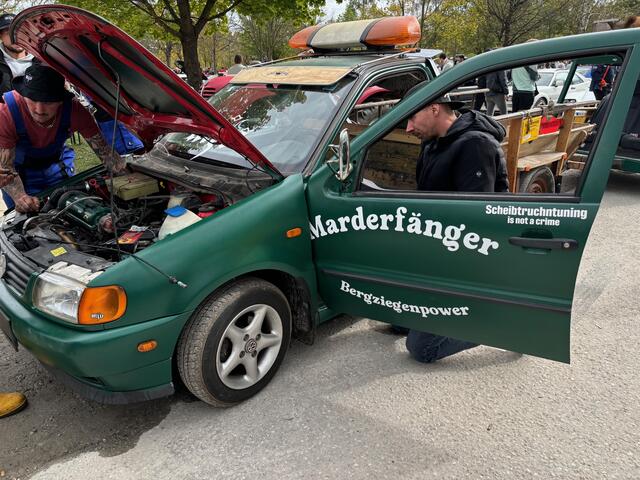 Die Marderfänger durften nicht fehlen ,auch wenn der Motor ein bisschen "spukte". | Foto: Almer