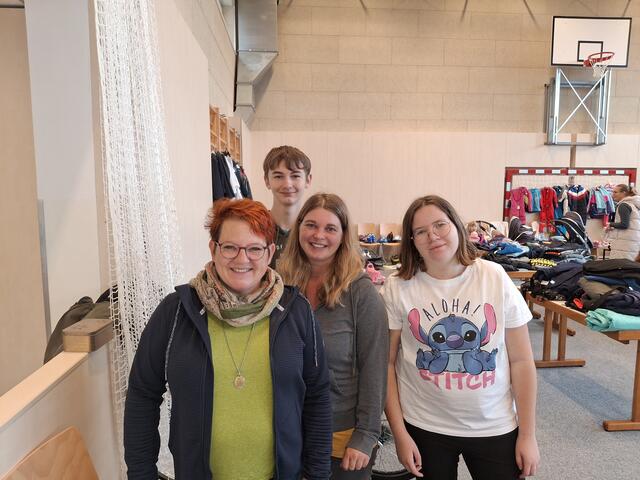 Birgit Morawetz und Sarah Pils, mit Nicole und Florian Wurz