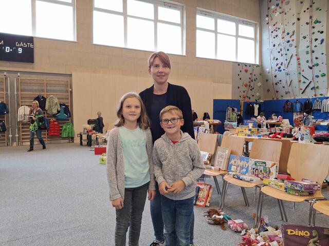 Michaela Göbl mit Florian und Johanna