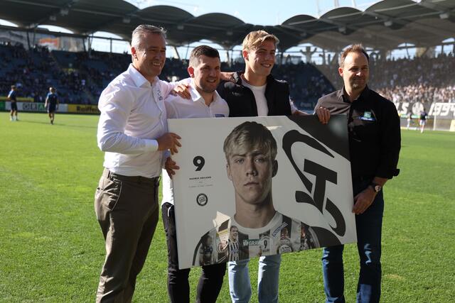 Der Transfer von Rasmus Hojlund sorgte in Graz für viele lachende Gesichter.  | Foto: GEPA