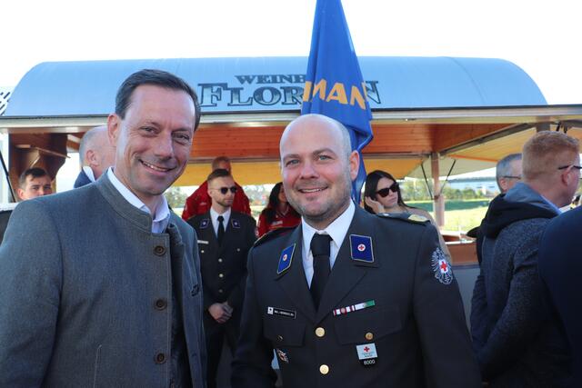 NAbg. Ernst Gödl und RK-Bezirksstellenleiter Johannes Weinrauch | Foto: Edith Ertl
