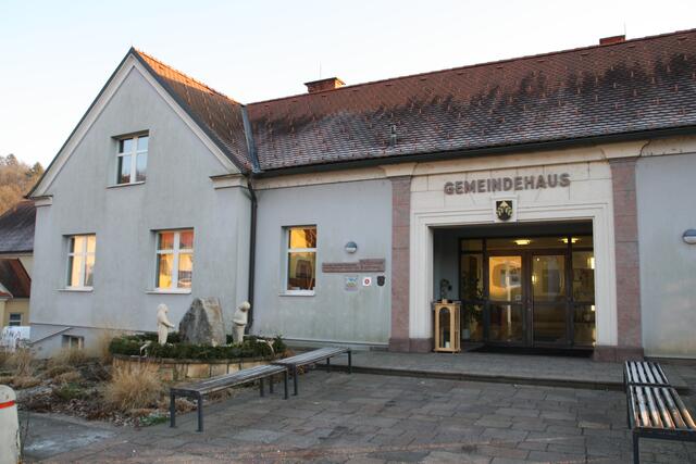 im Gemeindehaus befindet sich das Geo-Info-Museum mit der Sonderausstellung. | Foto: MeinBezirk