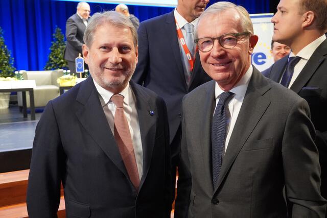 EU-Kommissar Johannes Hahn und Landeshauptmann Wilfried Haslauer | Foto: Julia Hettegger