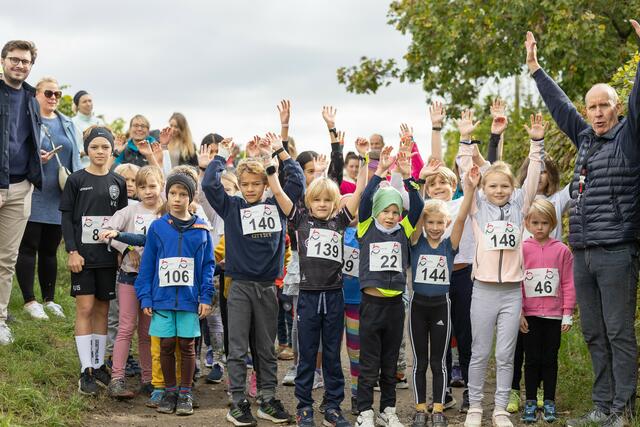 160 Läuferinnen und Läufer nahmen am Neustifter Weinberglauf teil. Davon waren 27 Kinder. | Foto: René Brunhölzl/MeinBezirk