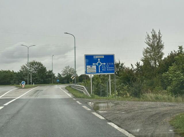 Die Landstraßen B10, B9 und die Ostautobahn A4 Richtung Ungarn sind die Unfall-Hotspots des Bezirk. | Foto: Michalka