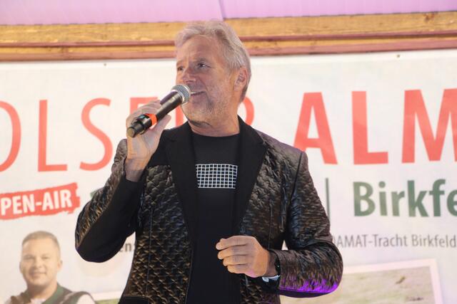 Gottfried "Friedl" Würcher war der Höhepunkt des Abends in der Edlseer Alm. | Foto: MeinBezirk/Hofmüller